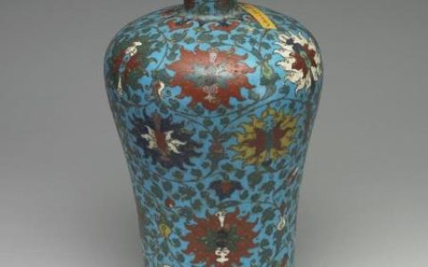 十六世纪末至十七世纪初掐丝珐琅番莲纹梅瓶 台北故宫博物院藏高清图